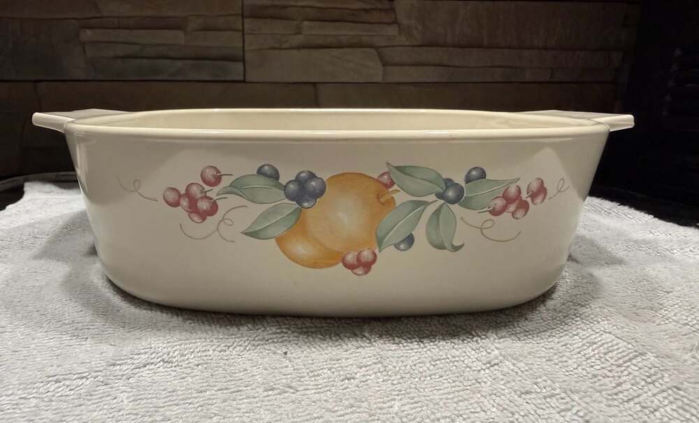 CorningWare A-2-B 2L Harvest Fruit Casserole